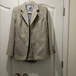 Travis Ayers Beige Blazer
